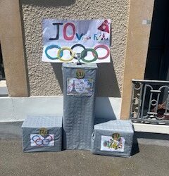 LES JO A LA VILLA FLEURIE